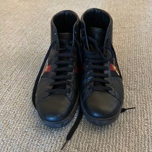 Gucci shoes paid 830$ for these worn only a few times